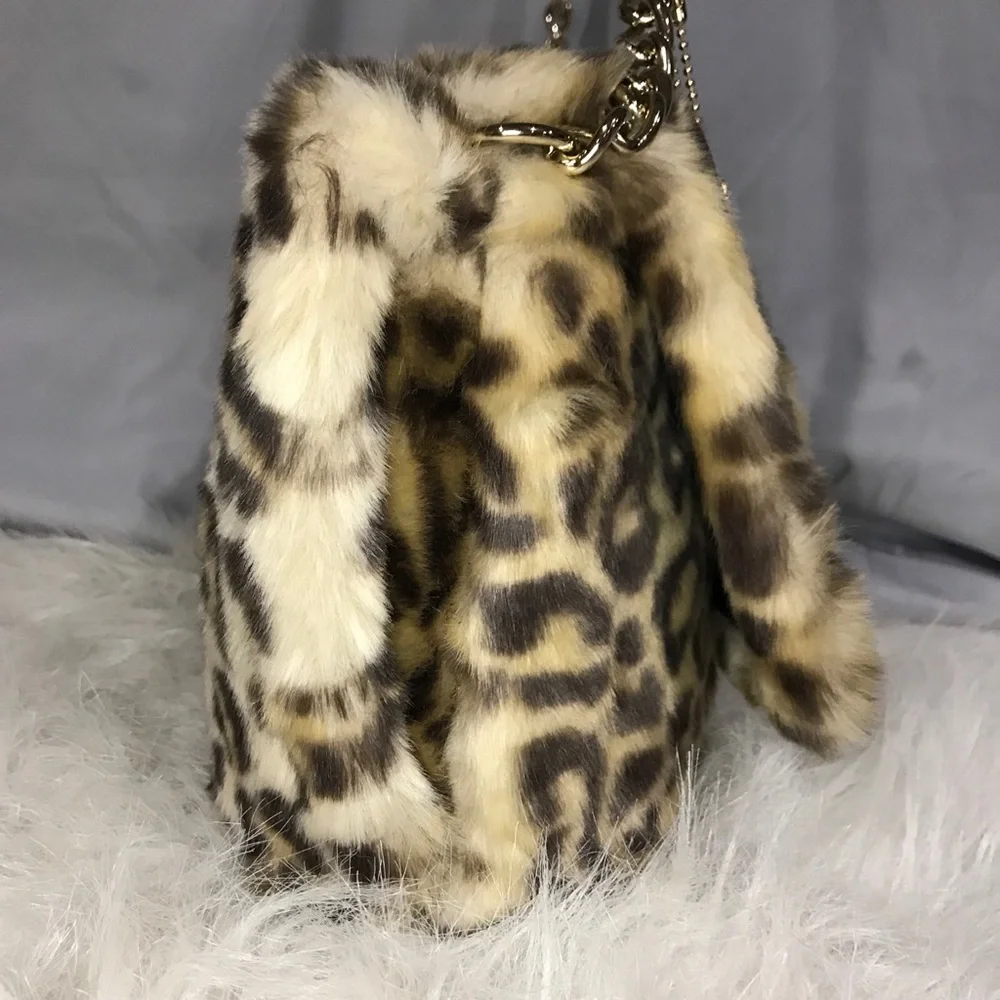 Kate Spade Run Wild Leopard Print Faux Fur Muff Cat Crossbody Bag - Picture 10 of 16
